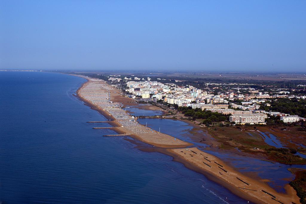 Hotel Alemagna Bibione Buitenkant foto